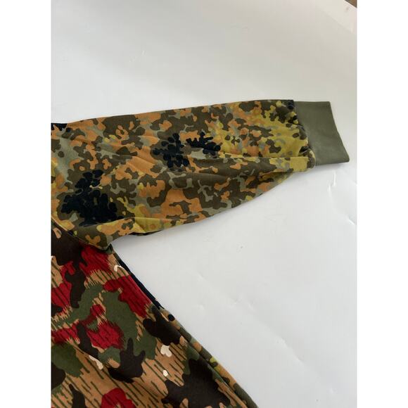 Adidas Sweatshirt Mens XL  Pharrell Williams Camo Print Crewneck - Picture 12 of 16